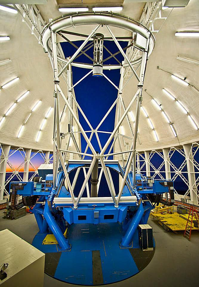 Gemini North-teleskopet, en tvilling til motparten i Chile.