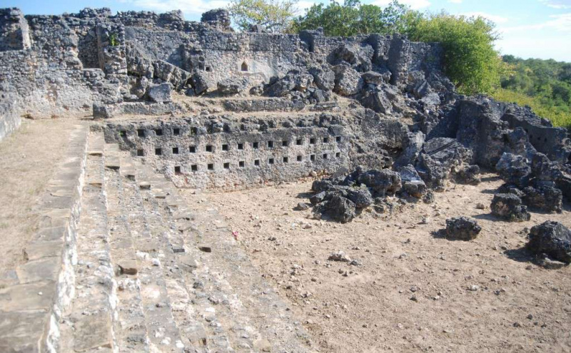 Patio hundido de Husuni Kubwa, Kilwa Kisiwani