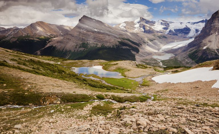 Vue du glacier Robson depuis le bassin de Mumm