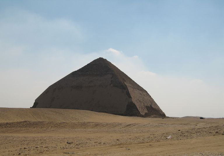 Pyramide courbée (Egypte)