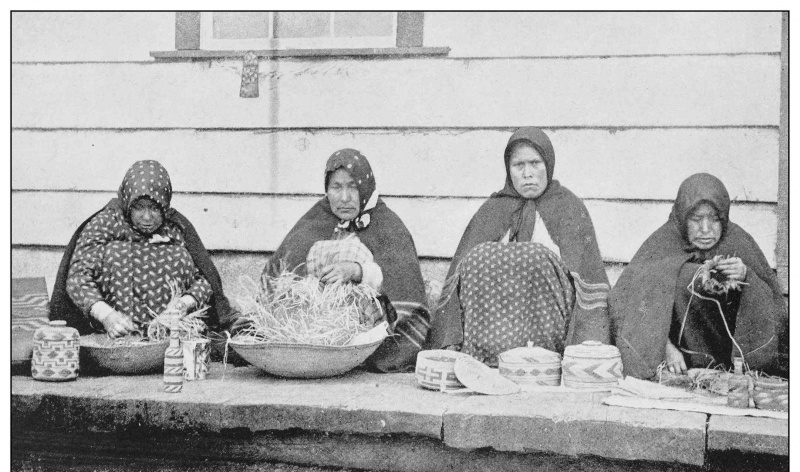Rdzenni tkacze koszy, Sitka, Alaska