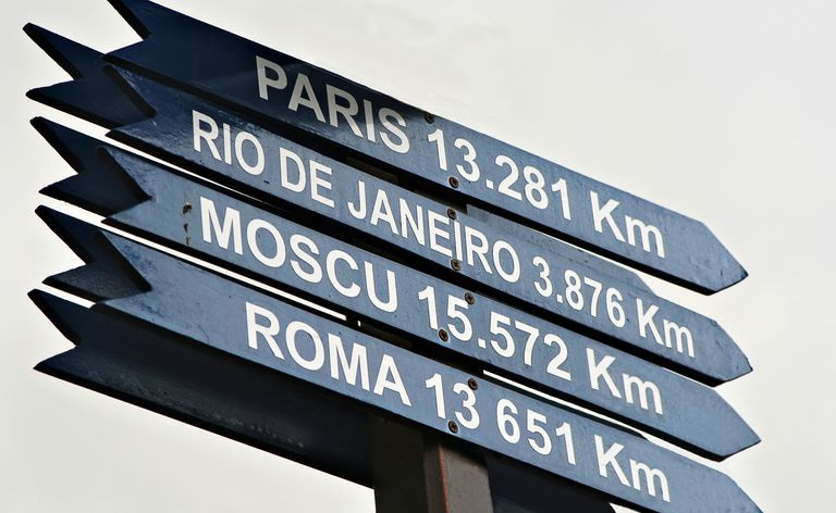 アルゼンチン南部の距離標識。