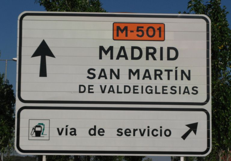 Spanisches Straßenschild