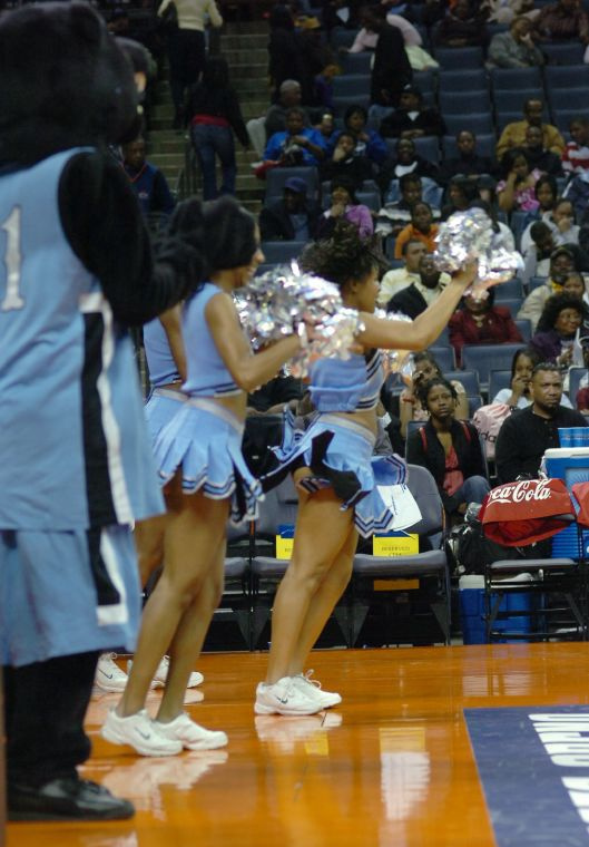 Livingstone College Cheerleaders