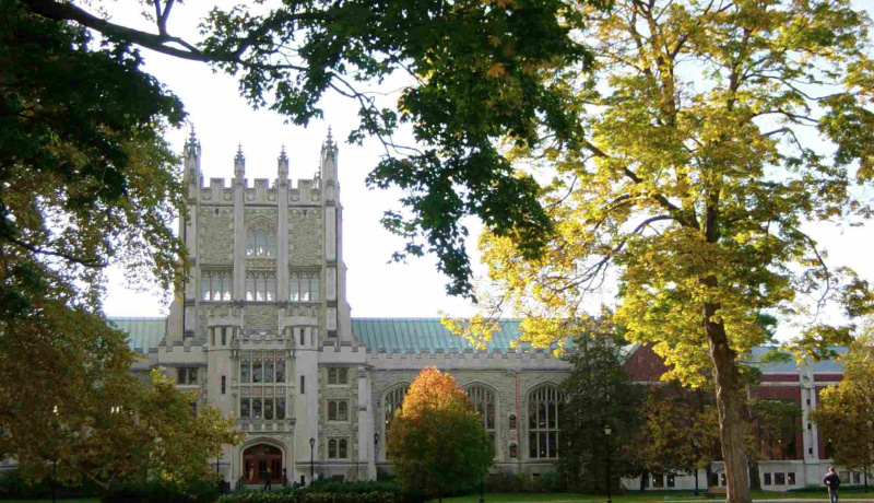 Thompson Memorial Library w Vassar College