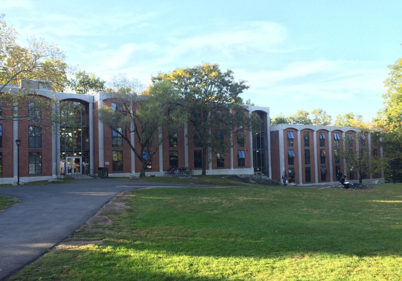 Rothschild, Garrison e Taylor Residence Halls (da sinistra a destra) al Sarah Lawrence College di Bronxville, NY