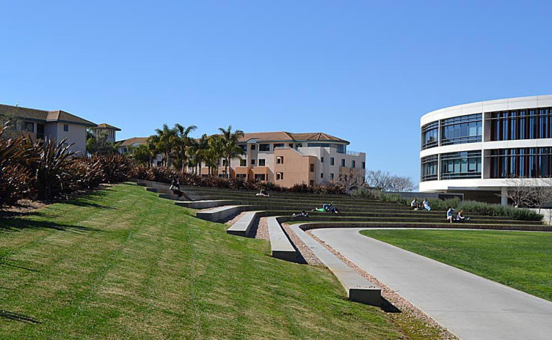 Wprowadzenie-Loyola-Marymount.jpg