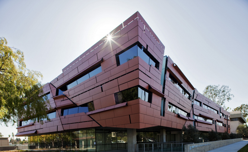 カリフォルニア工科大学、Cahill Center for Astronomy and Astrophysics
