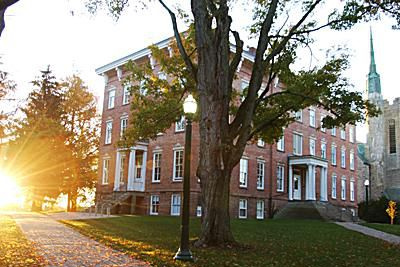 Università di San Lorenzo - Richardson Hall