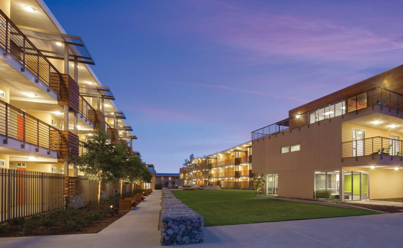 East and West Residence Halls på Pitzer College