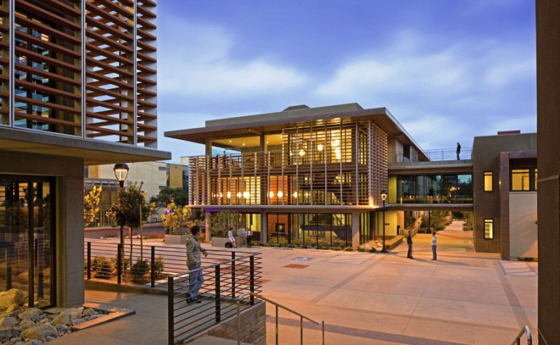 Bolighus for Pomona College