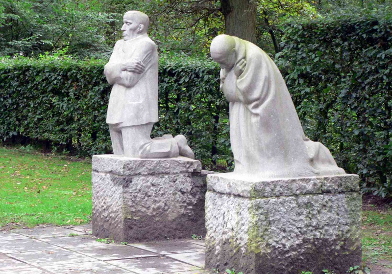 kathe kollwitz, zrozpaczeni rodzice