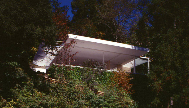 Extérieur de la maison sans mur conçue par Shigeru Ban, 1997, Nagano, Japon