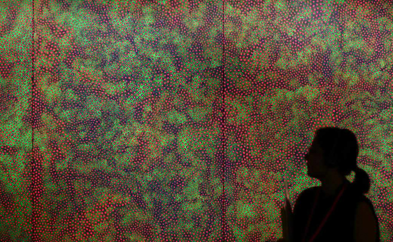 Zapowiedź YAYOI KUSAMA: Życie jest sercem tęczy