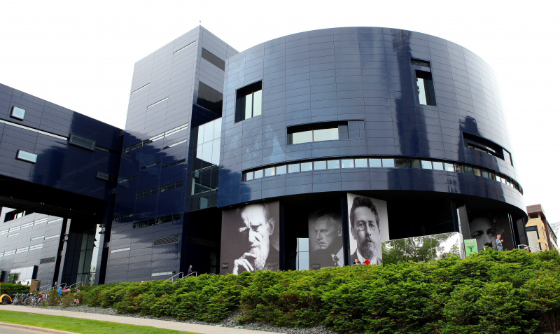 El Teatro Guthrie, Minneapolis, MN, Arquitecto Jean Nouvel.