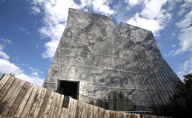 CHILE-ARCHITECTURE-PRITZKER-ARAVENA