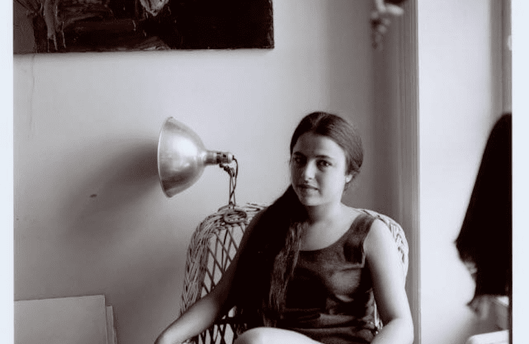 Zdjęcie Evy Hesse, ca. 1959.
