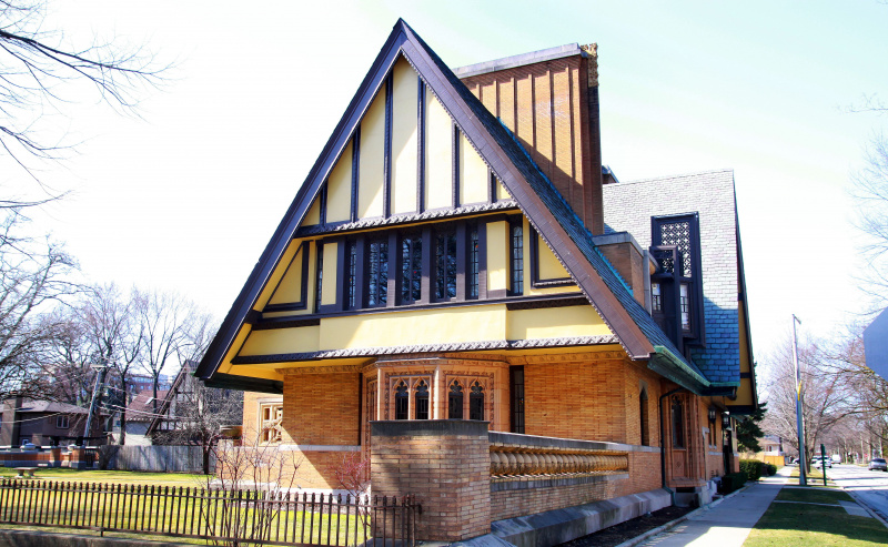 Das Nathan G. Moore House, erbaut 1895, entworfen und umgebaut von Frank Lloyd Wright, Oak Park, Illinois