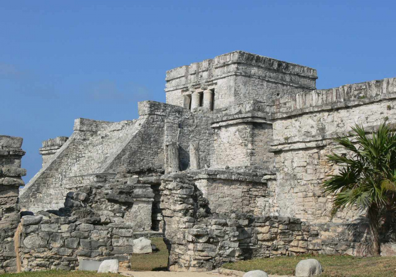 Bilde av slottspyramiden i Tulum, Mexico