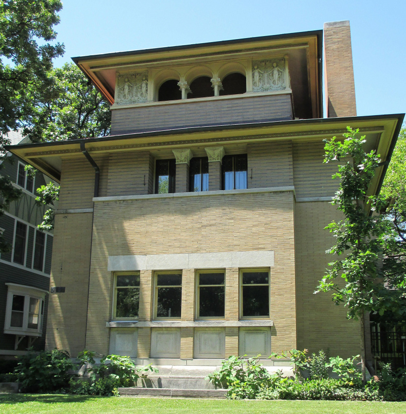 Première maison privée de trois étages conçue par Frank Lloyd Wright, 1896